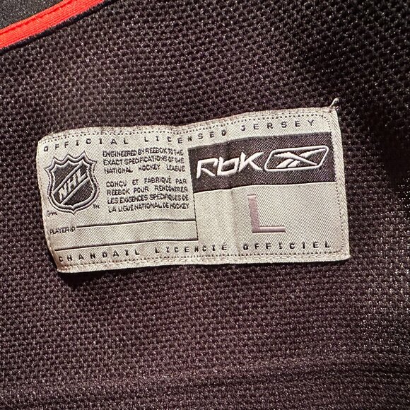 Vintage Reebok NHL Men's Large Anaheim Ducks Hockey Players Jersey - Picture 5 of 5